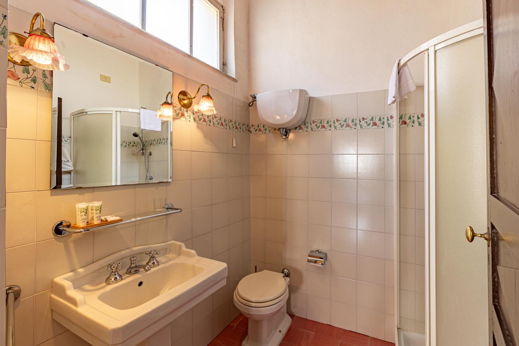 Apartamento Palazzo Costanti - A 8 Minuti Dalle Terme San Quirico dʼOrcia Exterior foto