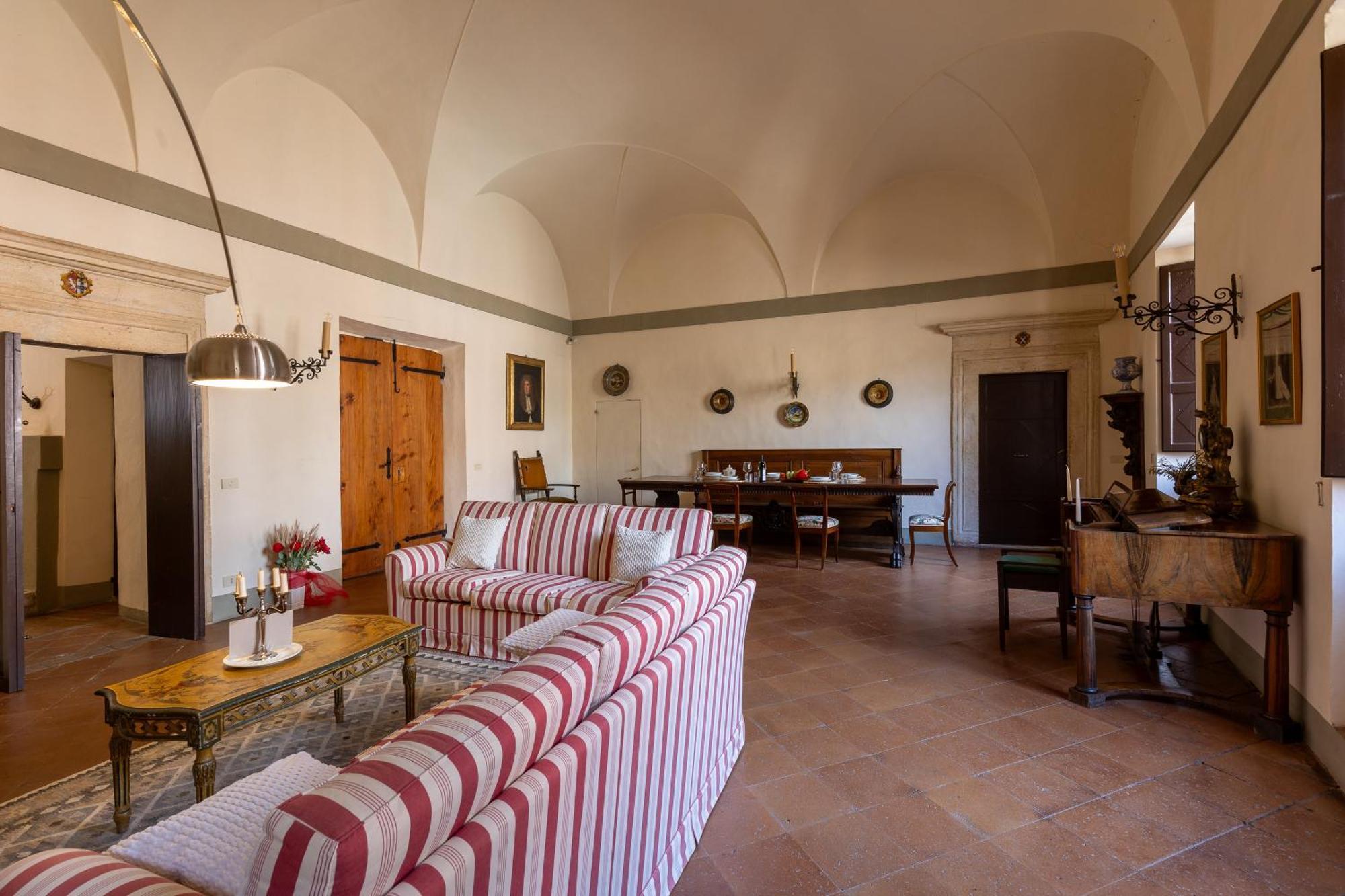 Apartamento Palazzo Costanti - A 8 Minuti Dalle Terme San Quirico dʼOrcia Exterior foto